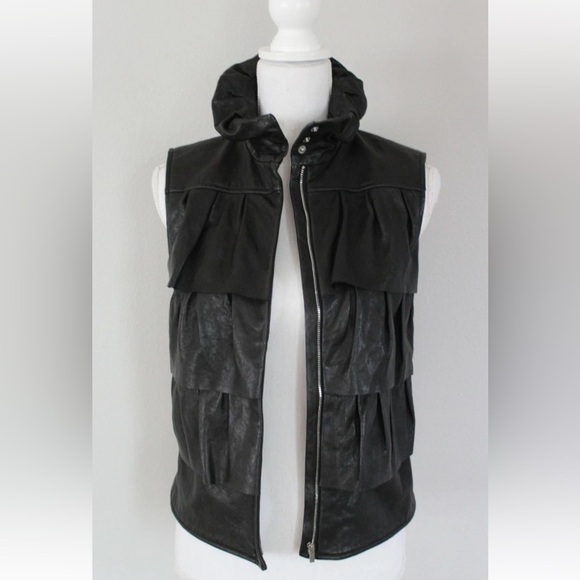 DVF DIANE von FURSTENBERG Genuine Leather Black Cupcake Bomber Vest Ruff… - Picture 5 of 9